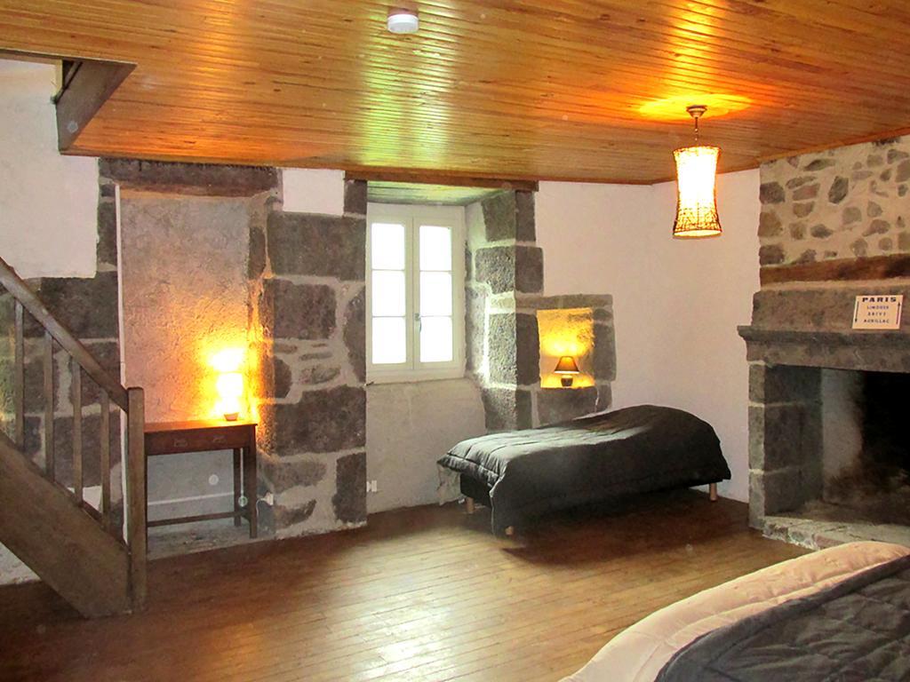Domaine De La Jordanne - B&B Saint-Cirgues-de-Jordanne الغرفة الصورة